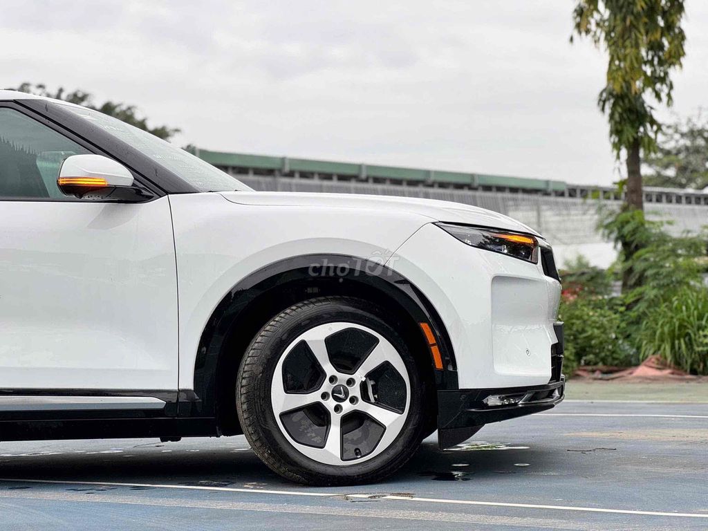 VinFast VF9 2025 Eco. Mua bán Ô tô tại Thành phố Thủ Đức Tp Hồ Chí Minh được đăng bởi TRẦN MINH VƯƠNG hình 4