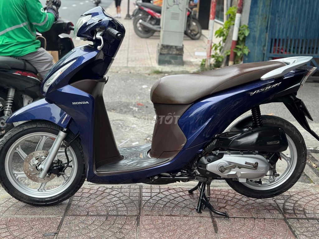 Vision 2015  bstp chính chủ. Mua bán Xe máy tại Quận Phú Nhuận Tp Hồ Chí Minh được đăng bởi Mua xe củ giá cao hình 2