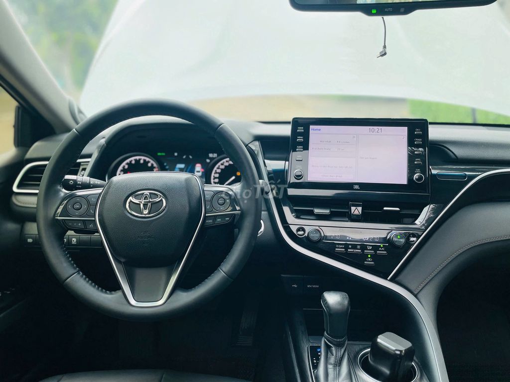 Toyota Camry 2.0Q 2021 - 66000 km. Mua bán Ô tô tại Thành phố Thủ Dầu Một Bình Dương được đăng bởi trần thị khánh huyền  hình 10