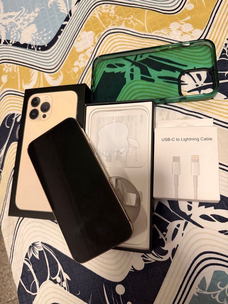 iPhone 13 ProMax 256 Vàng mới dùng 6 tháng. Mua bán Điện thoại tại Quận Bình Thạnh Tp Hồ Chí Minh được đăng bởi Ngọc Lan hình 1