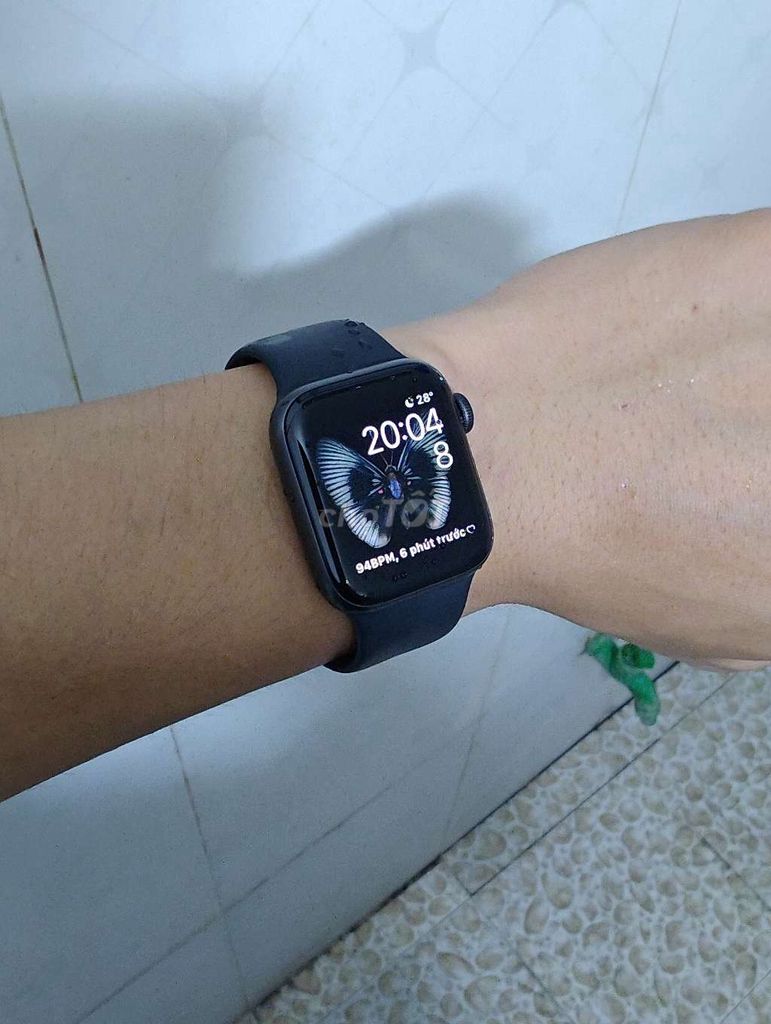 Apple Watch Series 5 GPS Đen Như mới. Mua bán Thiết bị đeo thông minh tại Huyện Vũ Thư Thái Bình được đăng bởi Go hình 1