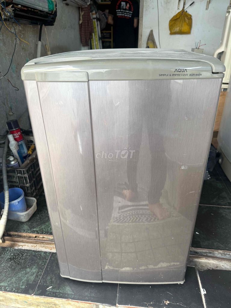 Tủ lạnh AQUA 90 lít còn zin mới 98%. Mua bán Tủ lạnh tại Quận Tân Bình Tp Hồ Chí Minh được đăng bởi Điện lạnh Chí Linh hình 1