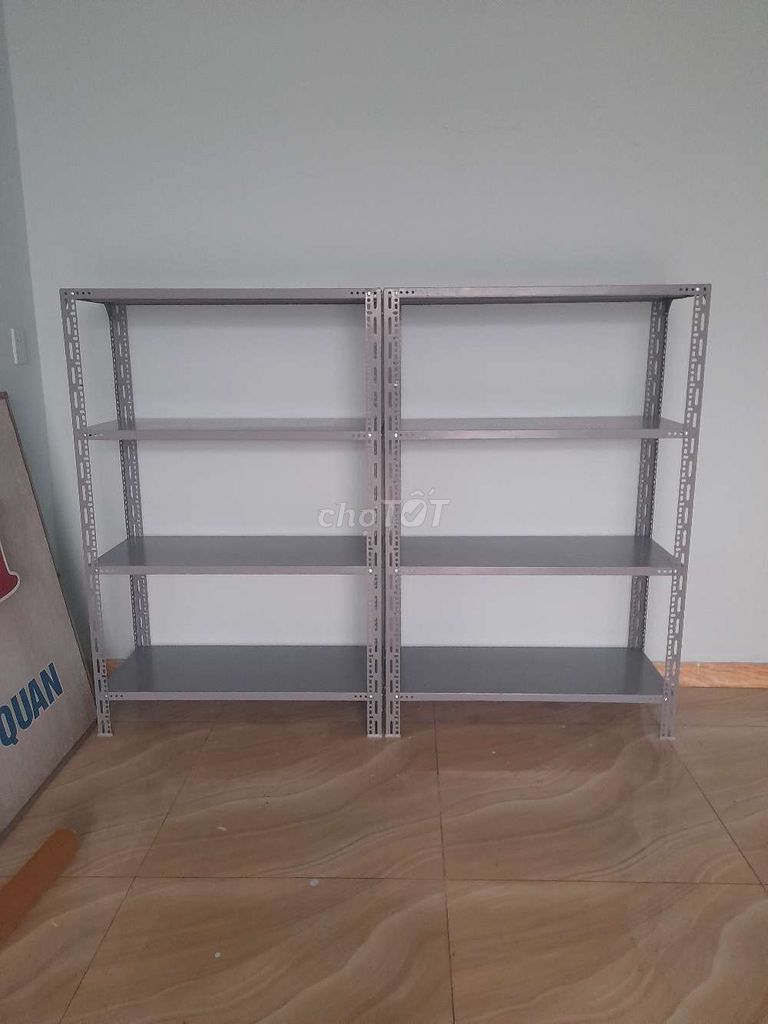 Kệ sắt V lỗ Xám ghi 1m5x1m 4 tầng. Mua bán Tủ, kệ gia đình tại Thành phố Biên Hòa Đồng Nai được đăng bởi Thu Hoàng hình 1