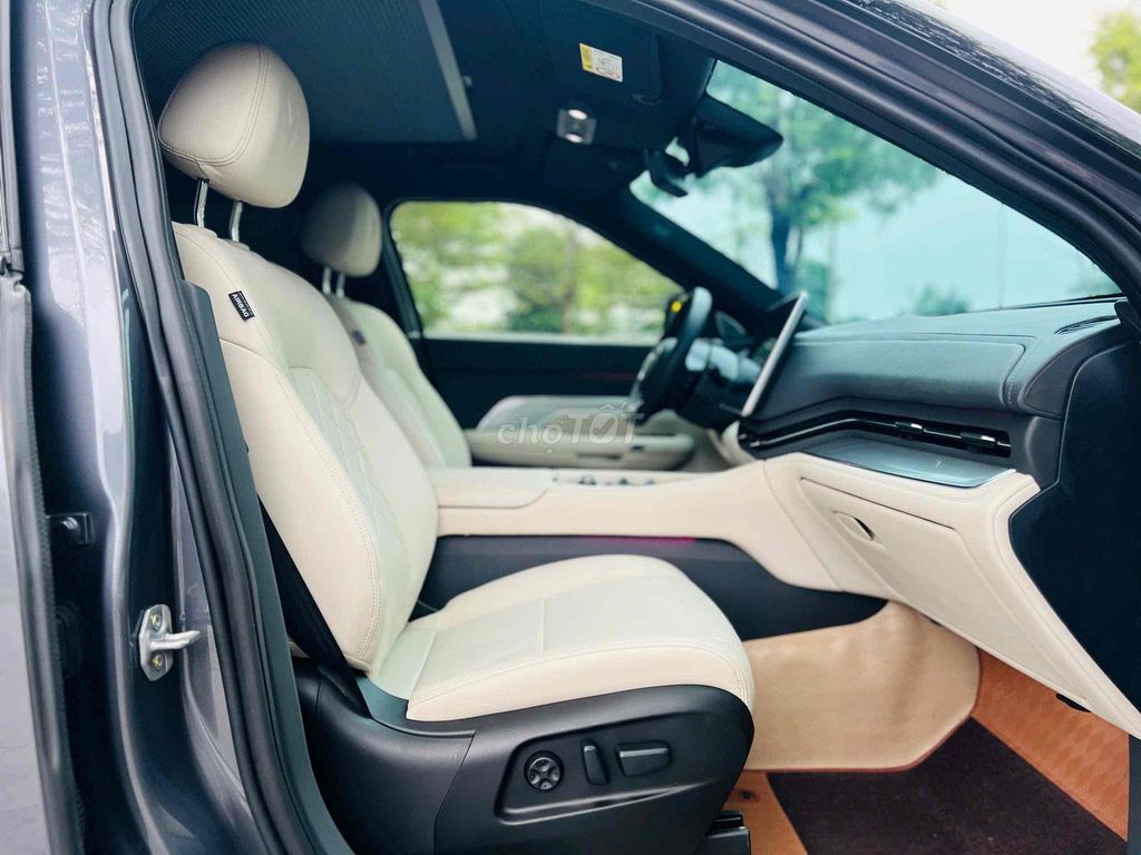 Vinfast VF9 Plus 2023 Xám Thuê Pin Tiên Phong. Mua bán Ô tô tại Quận Thanh Xuân Hà Nội được đăng bởi Cường Auto 266 hình 10