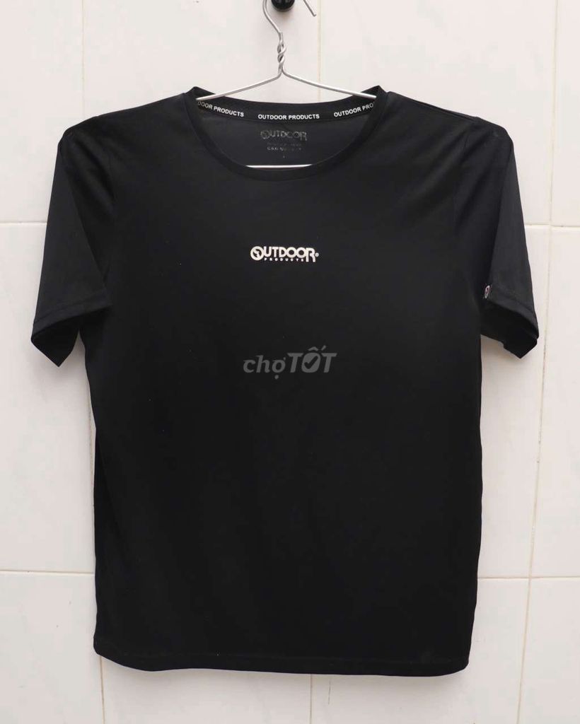 Áo thun nam Outdoor Products Đen size M. Mua bán Quần áo tại Quận 6 Tp Hồ Chí Minh được đăng bởi Hnqa hình 1