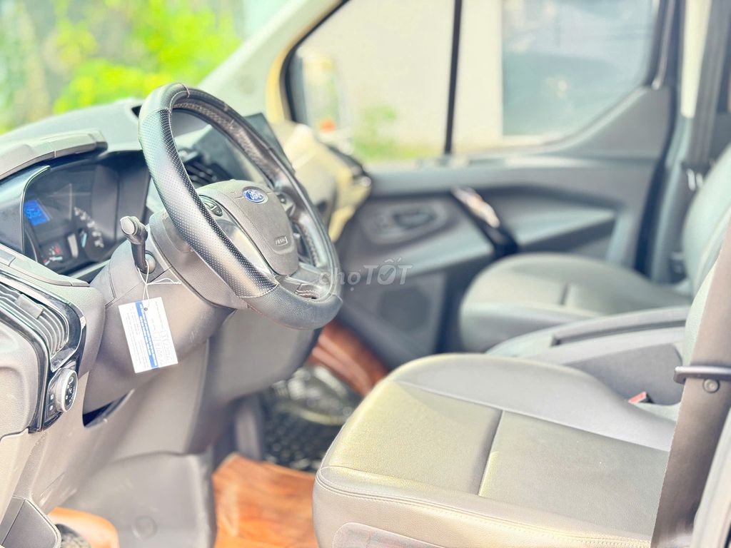 Tourneo 2021 - 7 chỗ - 85.000KM. Mua bán Ô tô tại Quận 12 Tp Hồ Chí Minh được đăng bởi Hoàng Ford SG hình 7