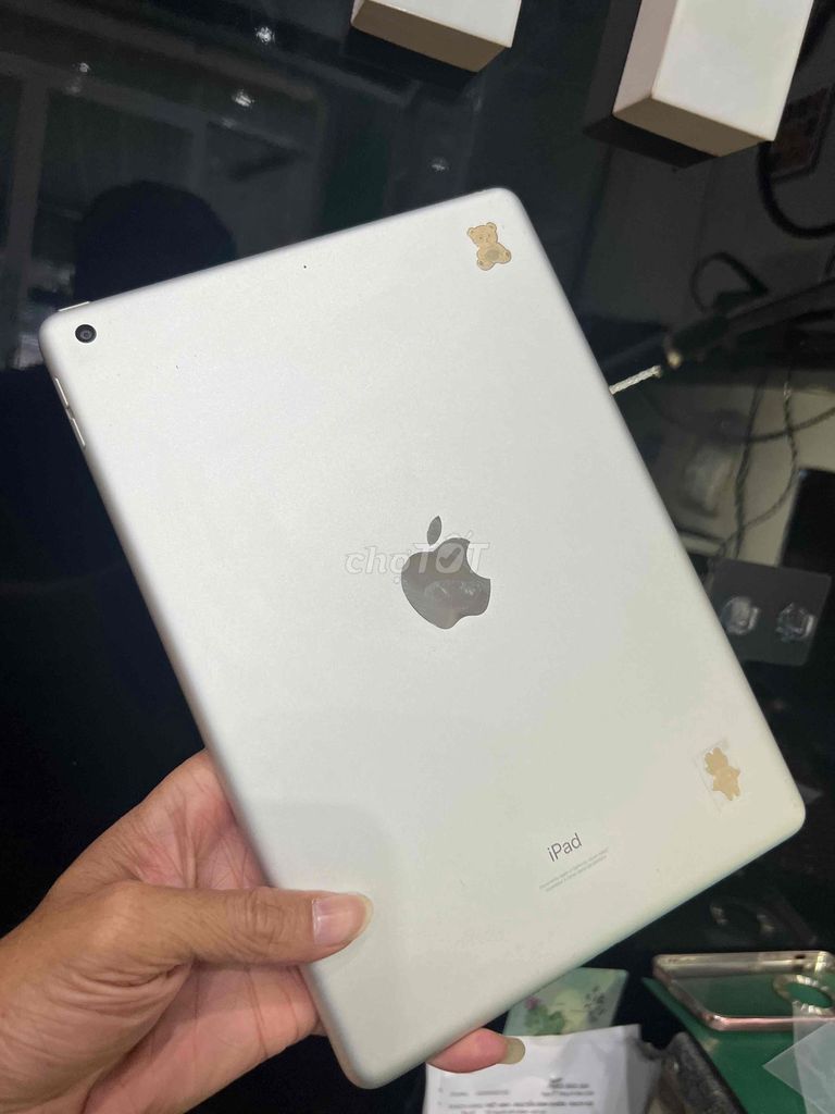 Apple iPad Gen 9 10.2 inch 64GB Bạc. Mua bán Máy tính bảng tại Thành phố Rạch Giá Kiên Giang được đăng bởi điện thoại giá rẻ hình 1