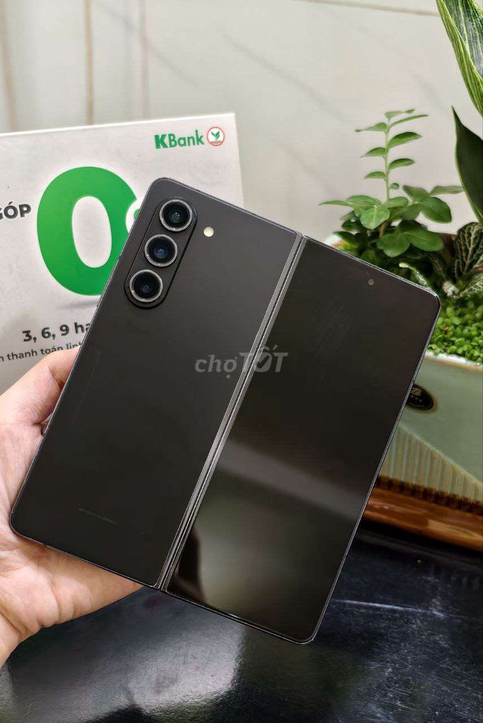 Samsung Z Fold5 512GB Váng full. Mua bán Điện thoại tại Quận 8 Tp Hồ Chí Minh được đăng bởi QuỳnhAnhmobile hình 1