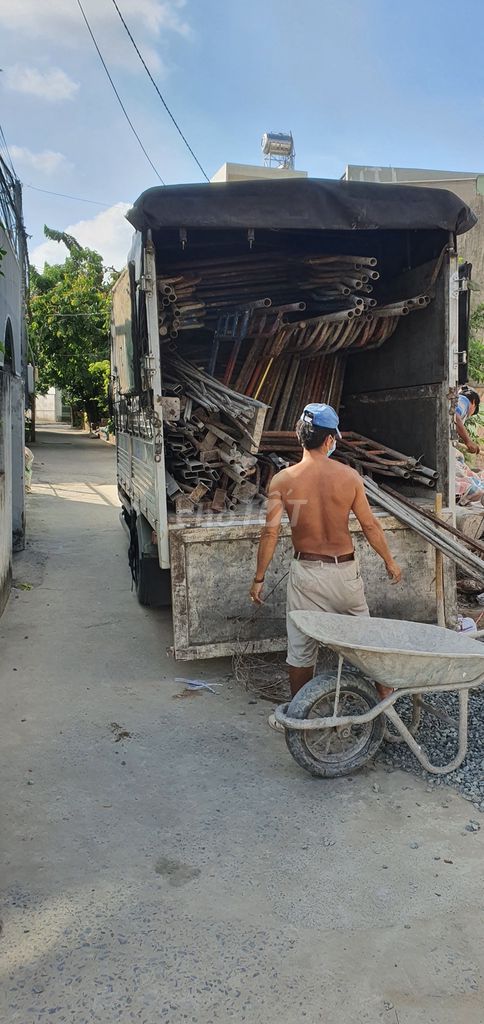 Kẹt ngân hàng giảm 800 triệu bán gấp nhà mới xây