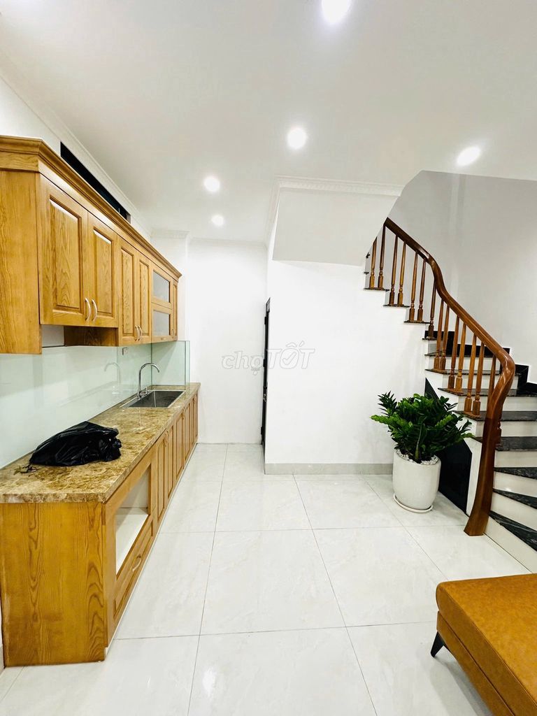 SIÊU PHẨM Ô TÔ 4 CHỖ QUA NHÀ, LÔ GÓC, NGÕ THÔNG THOÁNG, TO RỘNG,. Mua bán nhà ở tại Quận Bắc Từ Liêm Hà Nội được đăng bởi Ngô Trung Tuấn hình 4