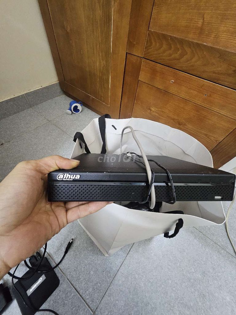 Đầu ghi hình NVR Dahua DHI-NVR4104HS-4KS2. Mua bán Máy ảnh, Máy quay tại Quận Đống Đa Hà Nội được đăng bởi Cậu Út hình 1