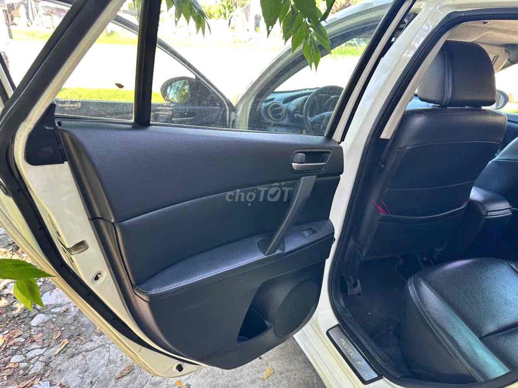 Mazda 3 2010 - xe gia đình. Mua bán Ô tô tại Thành phố Huế Thừa Thiên Huế được đăng bởi Hùng Râu hình 7