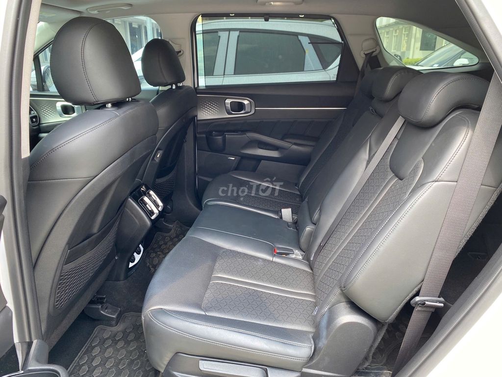Kia Sorento 2.2D Signature 7S 2022. Mua bán Ô tô tại Quận Cái Răng Cần Thơ được đăng bởi THACO AUTO CẦN THƠ hình 4