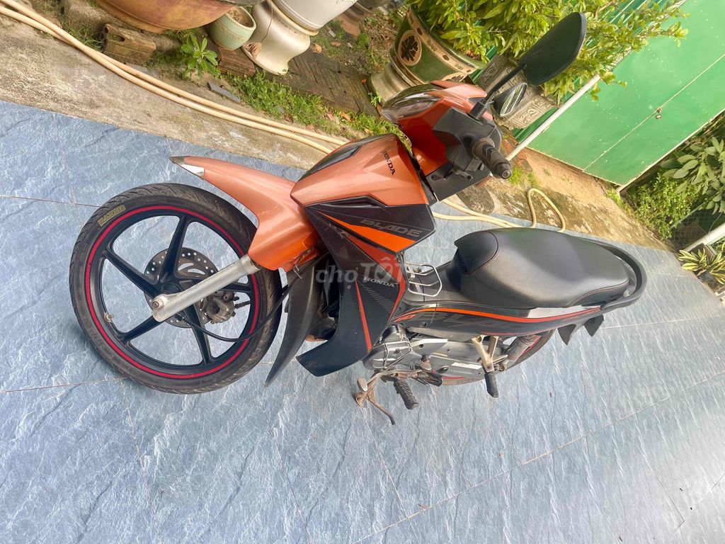 Honda Blade 110 2017 Cam đen 20km. Mua bán Xe máy tại Thị xã Hoài Nhơn Bình Định được đăng bởi Phú Vy hình 2