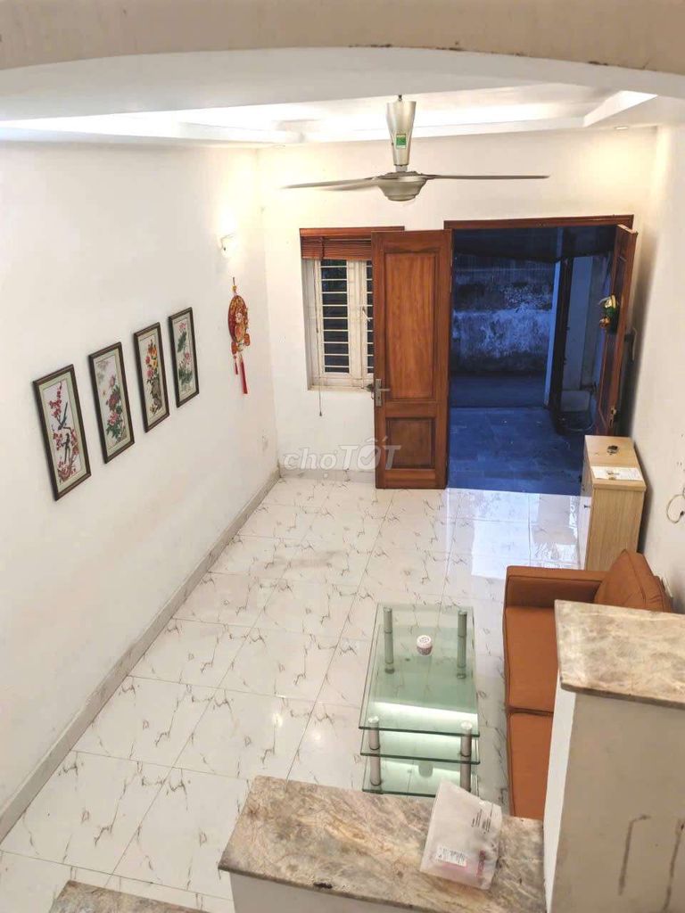 Bồ Đề - Nguyên Căn 64m2 - 3 Tầng - Full Đồ - 10Tr