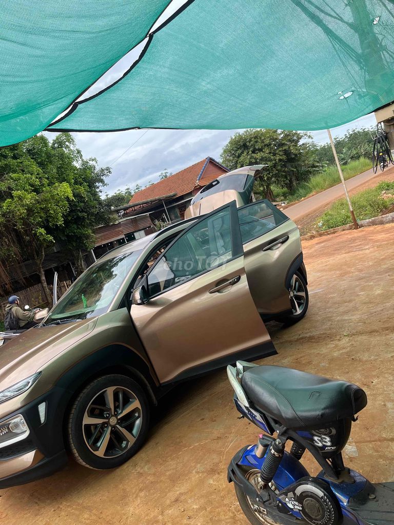 Hyundai Kona 2019 2.0 AT ĐẶC BIỆT - 63000 km. Mua bán Ô tô tại Huyện Đắk Song Đắk Nông được đăng bởi Hoa Nguyễn hình 4