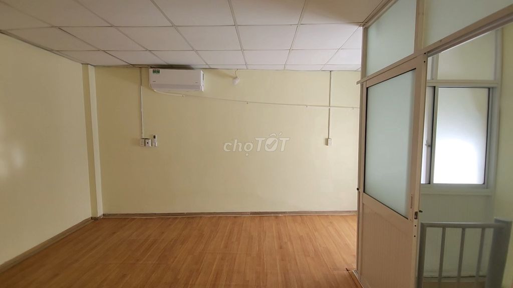 Phòng sinh viên 27m2 gần Nguyễn Gia Trí D2, Bình Thạnh