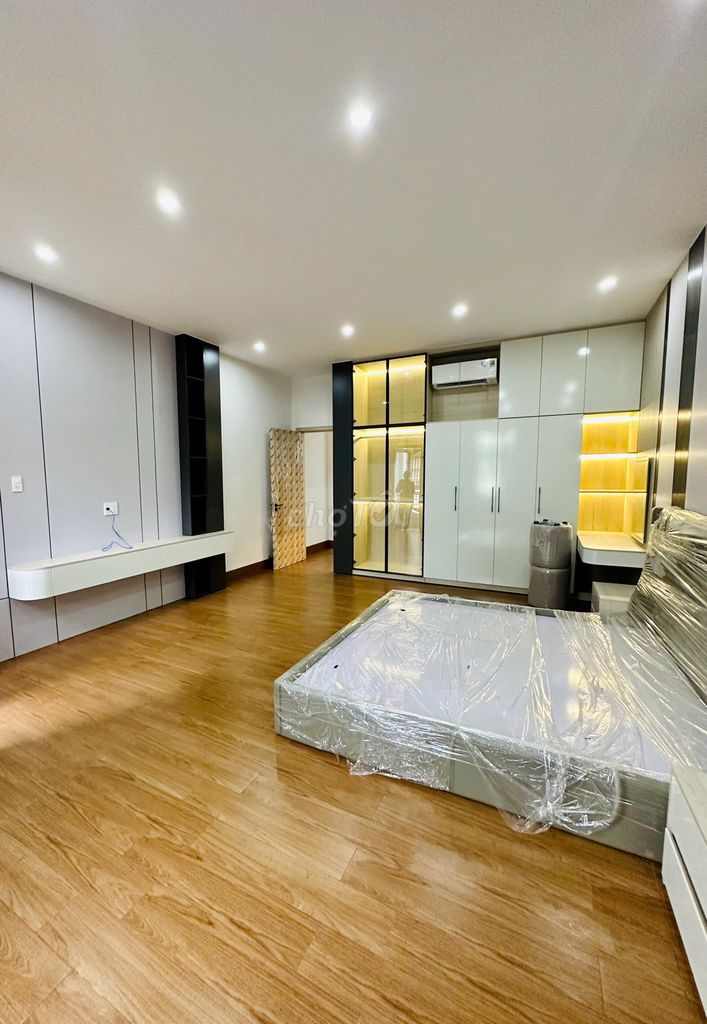 Rent · 3 bd · 100 м² · Quận Ngũ Hành Sơn, ул. Đường Hoài Thanh