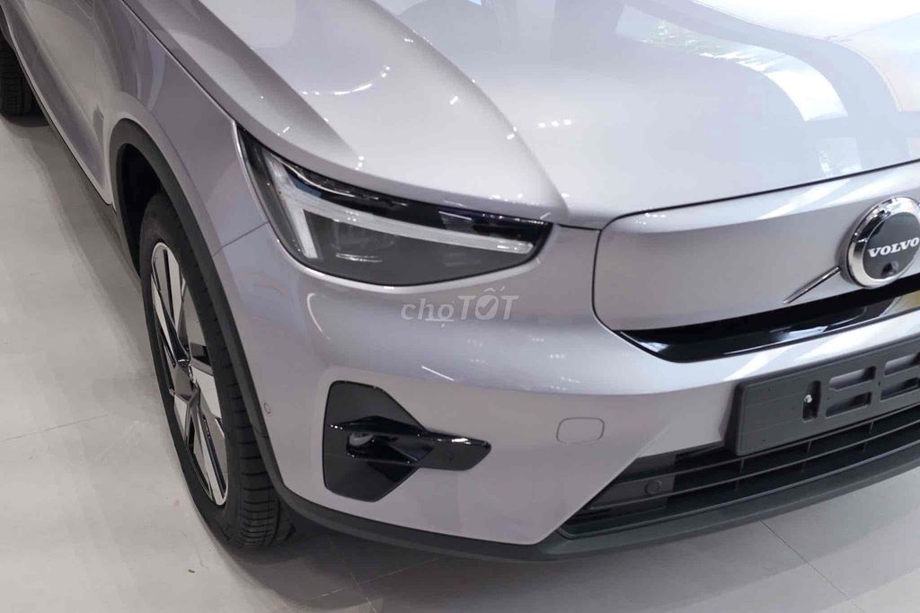 Xe Điện Volvo EC40 Mới Sạc Đầy Đi Được Hơn 500 Km. Mua bán Ô tô tại Quận 7 Tp Hồ Chí Minh được đăng bởi Volvo Phú Mỹ Hưng hình 5