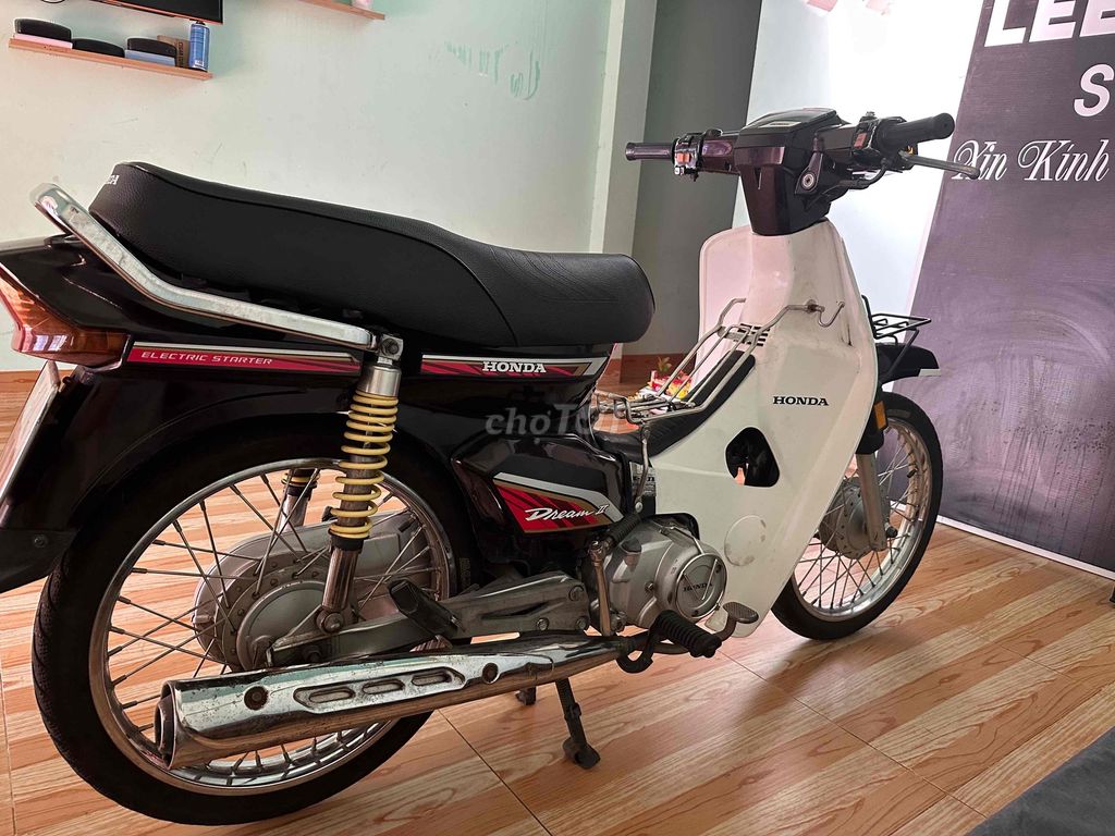 HonDa Super Drem 2001 đẹp máy Zòn khoẻ êm. Mua bán Xe máy tại Thành phố Vũng Tàu Bà Rịa - Vũng Tàu được đăng bởi Hùng LUXURY 6789 UY Tín Tạo Nên Thương Hiệu hình 2