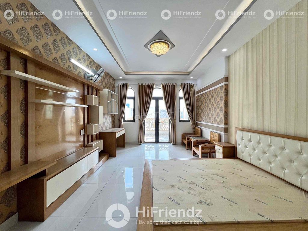 PHÒNG BAN CÔNG LUXURY 40M2 MÁY GIẶT RIÊNG FULL NỘI THẤT CAO CẤP