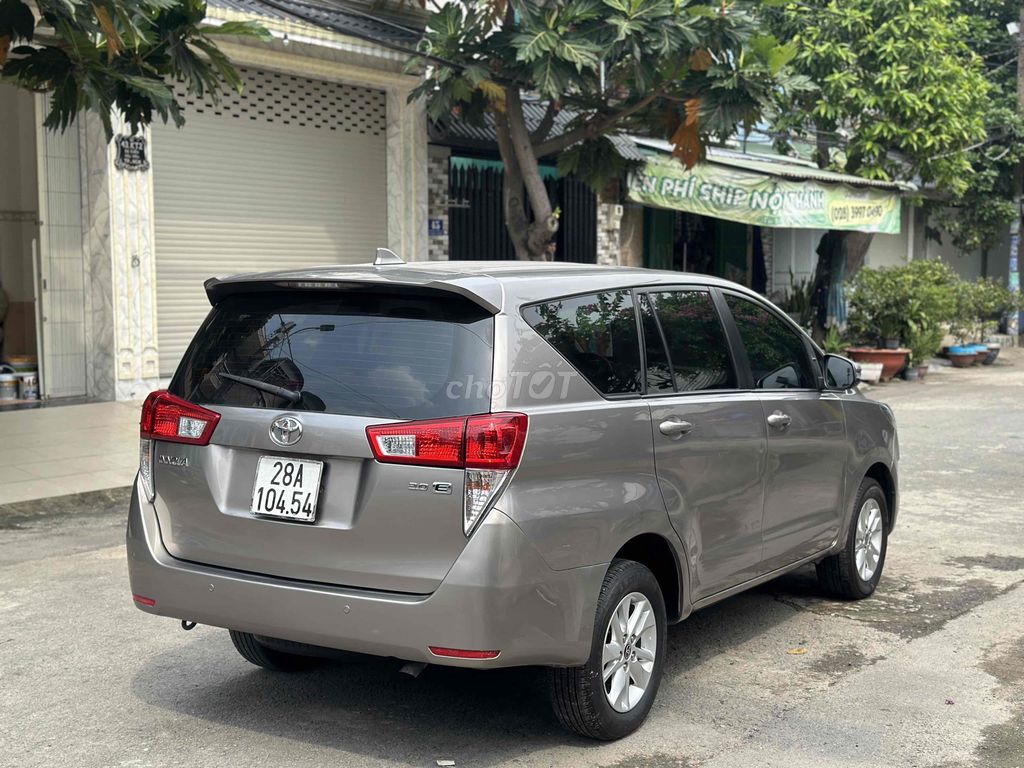 Toyota Innova 2020 2.0E - 80000 km