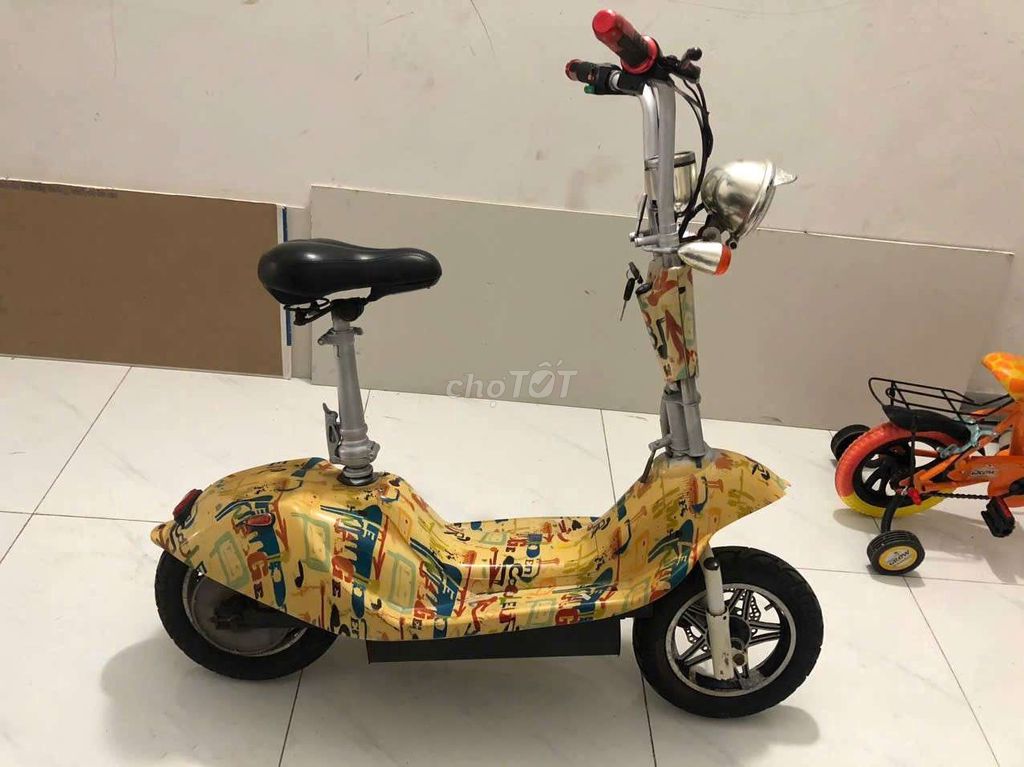 Xe đạp điện mini nhỏ gọn như hình. Mua bán Xe điện tại Quận Tân Bình Tp Hồ Chí Minh được đăng bởi chi hình 1