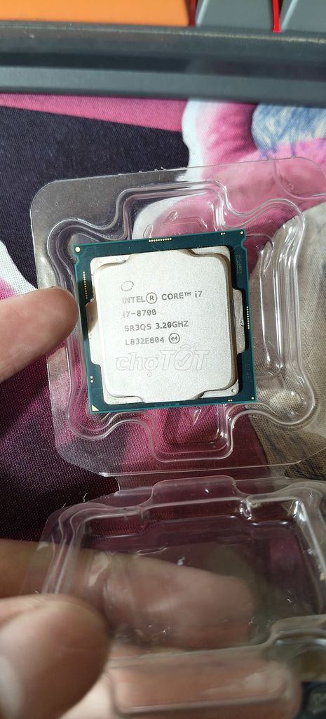 CPU Intel Core i7-8700 6 nhân 12 luồng. Mua bán Linh kiện (RAM, Card...) tại Thành phố Việt Trì Phú Thọ được đăng bởi phạm tuấn hình 1