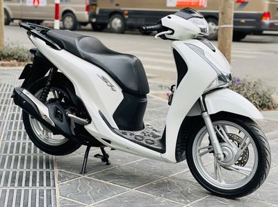 HONDA SH 125 NGUYÊN BẢN BIỂN 29 ĐK 2018. Mua bán Xe máy tại Quận Nam Từ Liêm Hà Nội được đăng bởi Nam Anh