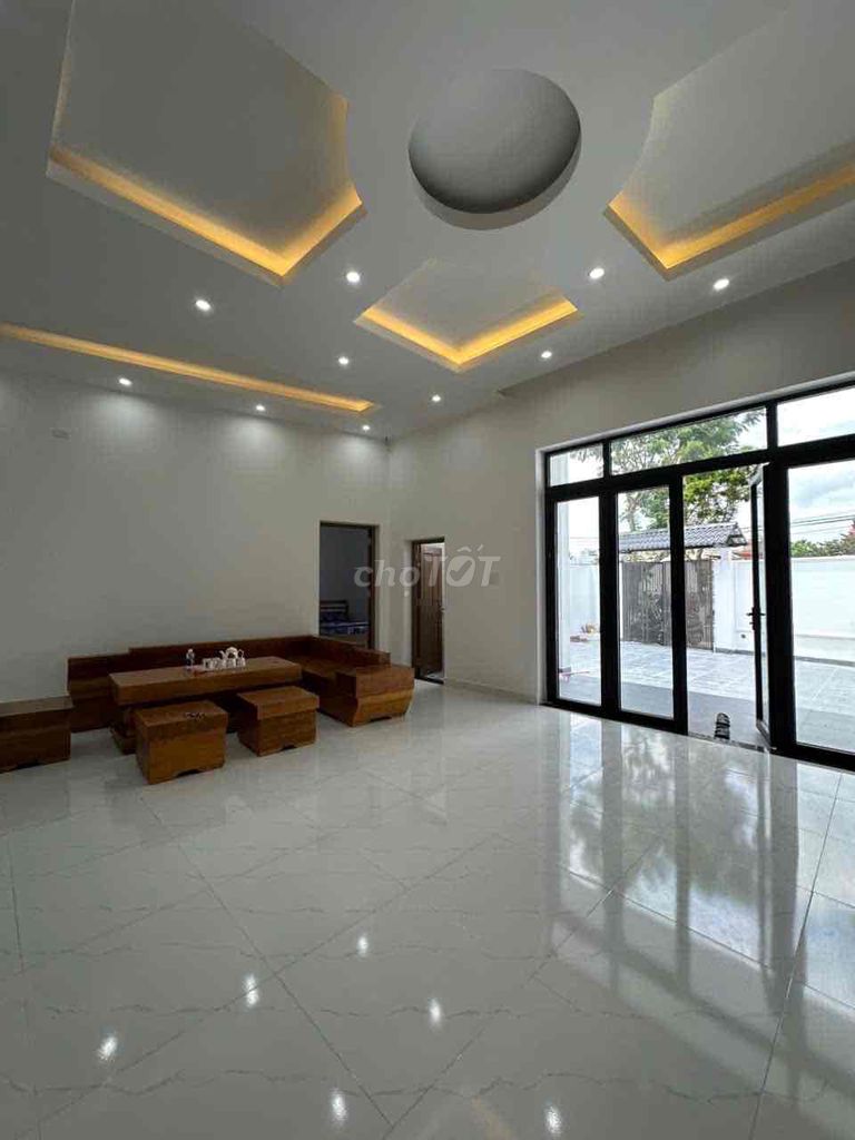 New 3-bedroom house steps from Tân Trà beach — photo 2