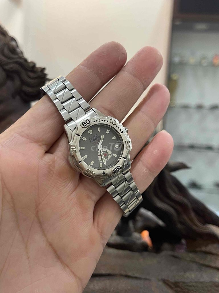Đồng hồ Gues nữ 30mm. Mua bán Đồng hồ tại Thành phố Thủ Đức Tp Hồ Chí Minh được đăng bởi Anh hao hình 1