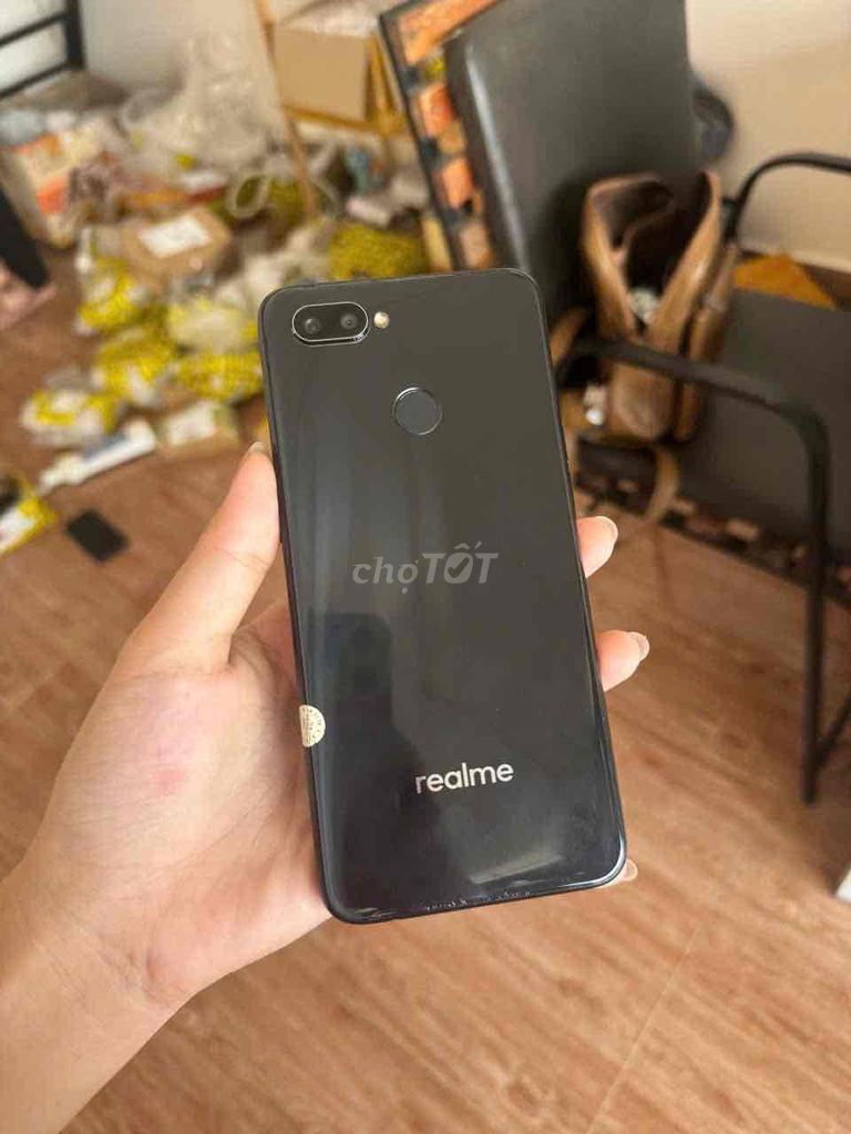 realme 2pr, r4/64,full vân,2 sim, màn ám nhẹ. Mua bán Điện thoại tại Thành phố Thủ Dầu Một Bình Dương được đăng bởi Phước Mobile hình 1
