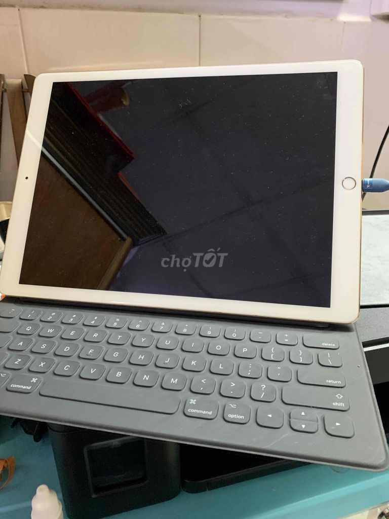 Combo ipad pro 12.9 gen 2. Mua bán Máy tính bảng tại Quận 3 Tp Hồ Chí Minh được đăng bởi MANGO PARFUM STORE hình 1