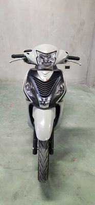 Honda Vision 2024 Xám xi măng 10.300 km. Mua bán Xe máy tại Quận Bắc Từ Liêm Hà Nội được đăng bởi iMotorbike Hà Nội hình 1