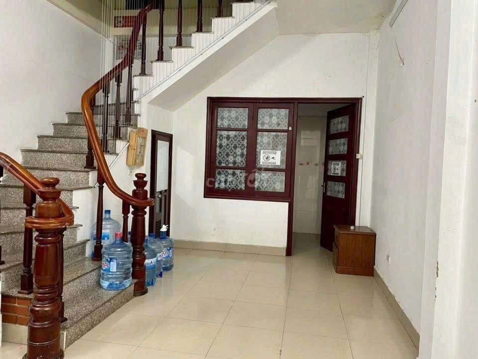 CHO THUÊ NHÀ NGÕ  YÊN LÃNG, ĐỐNG ĐA – 45M² X 4 TẦNG – 15 TRIỆU/THÁNG