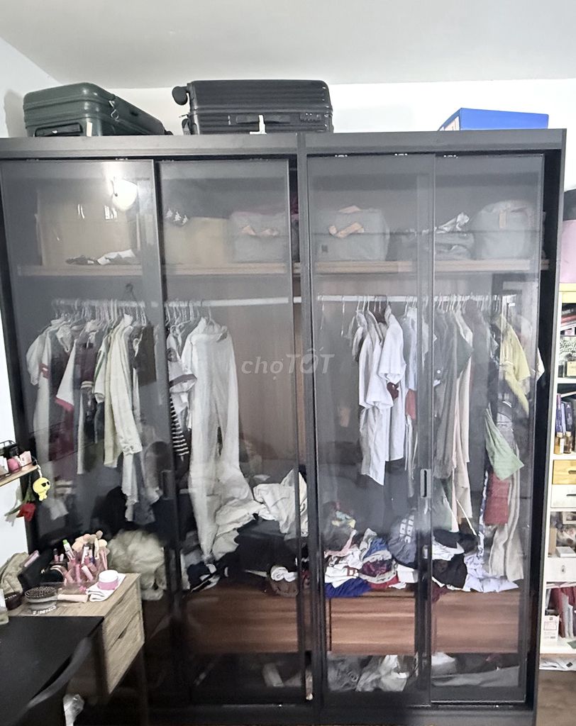 Thanh lý đồ. Mua bán Tủ, kệ gia đình tại Quận 4 Tp Hồ Chí Minh được đăng bởi Linh hình 1