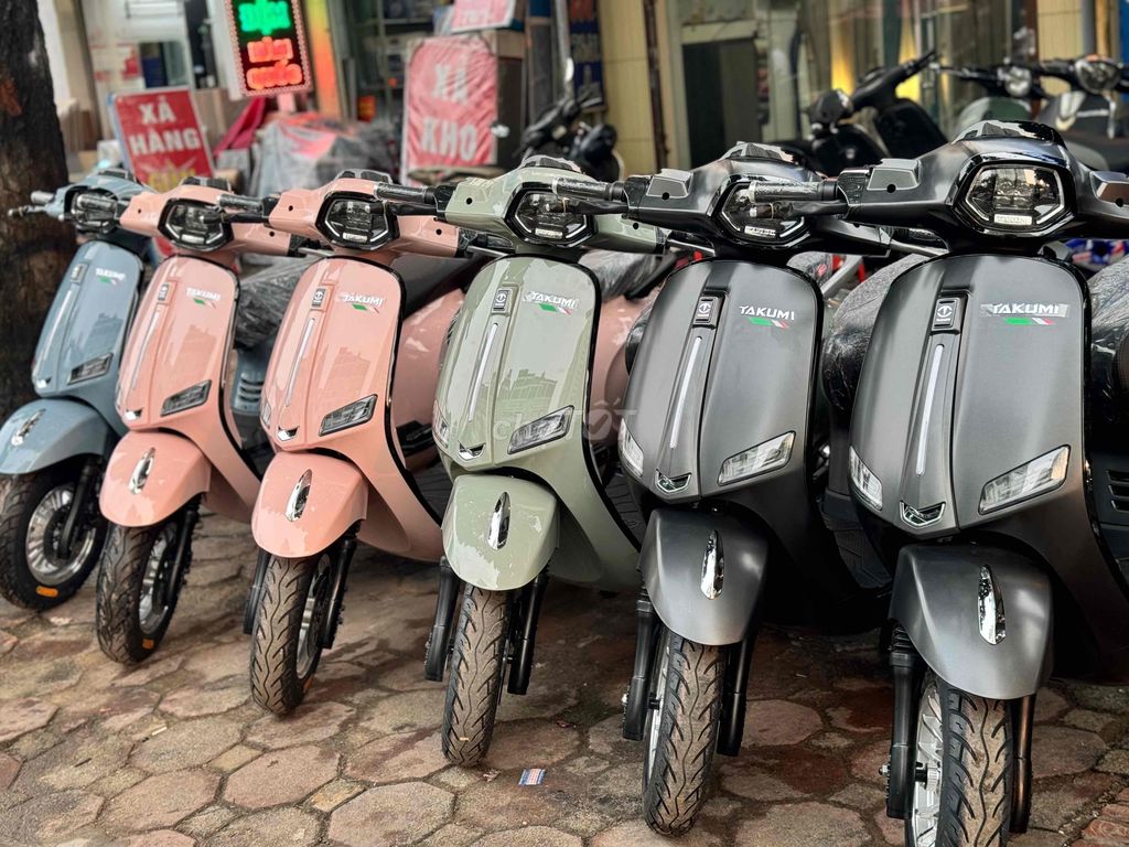 Vespa Takumi mới 100% Có NFC 2025,có trả góp od