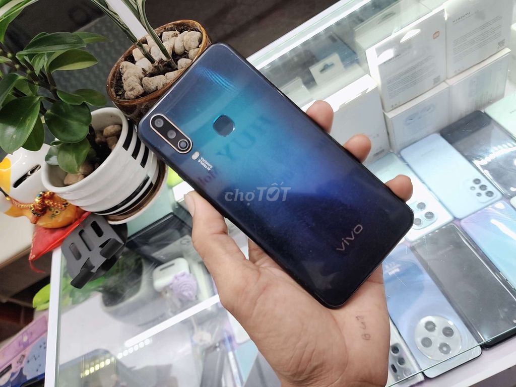 Vivo Y15 4GB/64GB zin (pin 5000mh). Mua bán Điện thoại tại Quận Ninh Kiều Cần Thơ được đăng bởi Huy hình 1