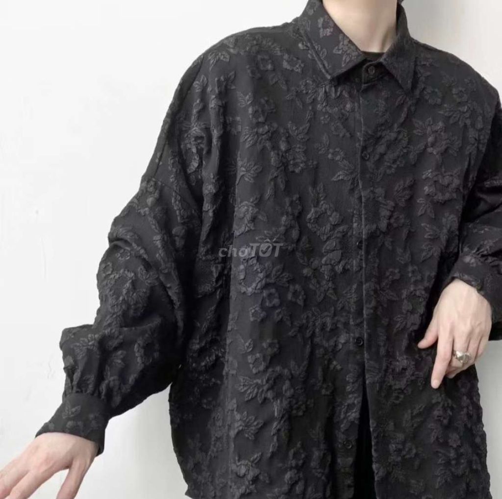 Áo sơ mi nam đen hoa văn 2XL. Mua bán Quần áo tại Thành phố Vĩnh Long Vĩnh Long được đăng bởi ST STORE chuyên sỉ hình 1