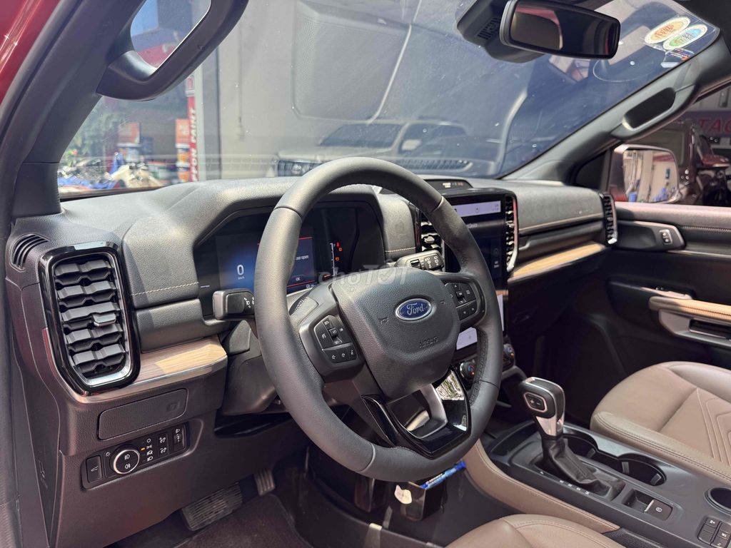 CẦN BÁN FORD EVEREST TITANMIUM 4x2 MODEL 2023. Mua bán Ô tô tại Quận Bắc Từ Liêm Hà Nội được đăng bởi Mr PHÁT THÁI HÀ AUTO hình 11