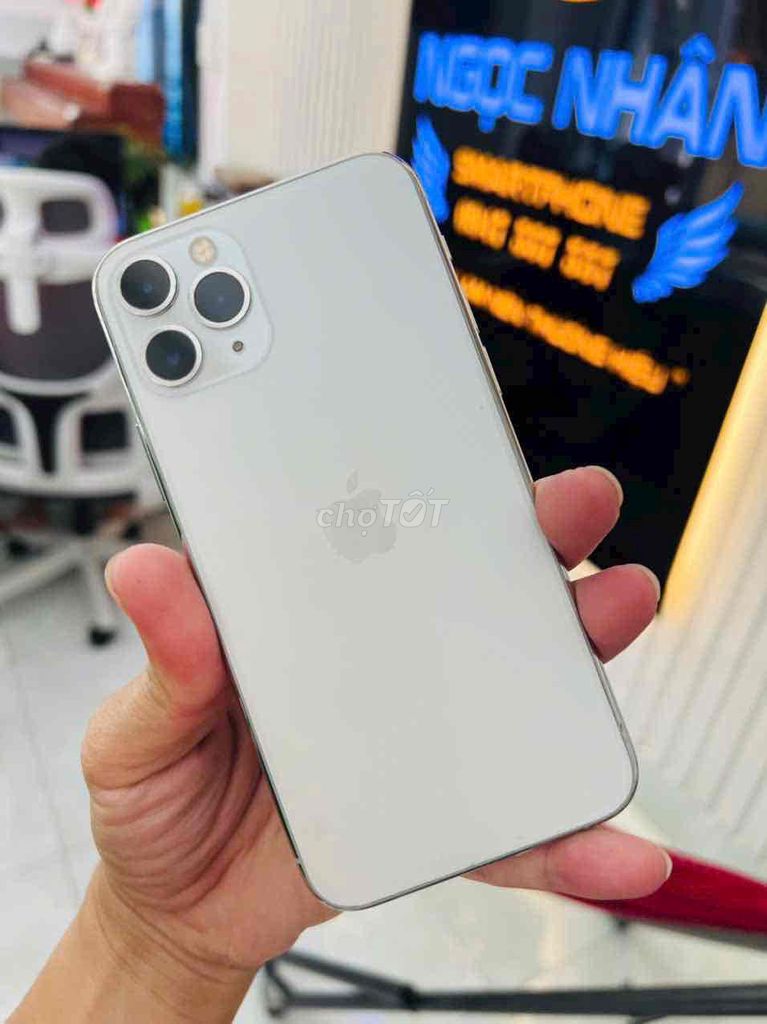 iphone 11 pro 256G trắng mây Qte zin đẹp pin cao