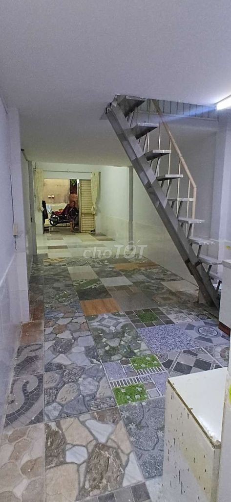 Дом целиком, 3x15 м, 2 спальни, переулок 3 м, То Нгок Ван, кв. 15, Говап