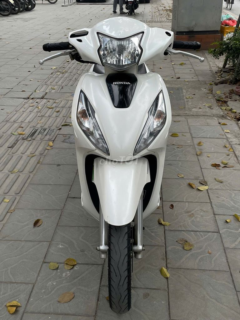 Vision 2021 Trắng biển tỉnh. Mua bán Xe máy tại Quận Đống Đa Hà Nội được đăng bởi Nguyễn Thái hình 4