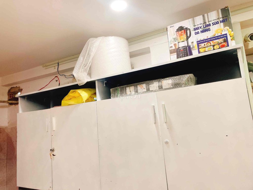 gò vấp/ tly Kệ gỗ trắng 2m x 1m. Mua bán Tủ, kệ gia đình tại Quận Gò Vấp Tp Hồ Chí Minh được đăng bởi ngoc hình 1