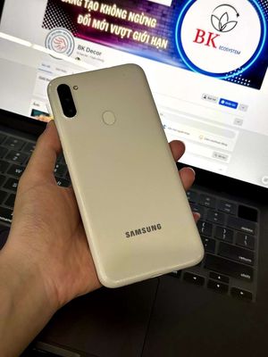 Samsung a11 3/32 trắng full chức năng
