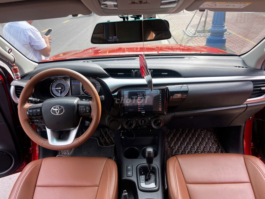 Toyota Hilux E 2021 Cam 35890 km. Mua bán Ô tô tại Quận Gò Vấp Tp Hồ Chí Minh được đăng bởi Gia Lạc Toyota hình 12