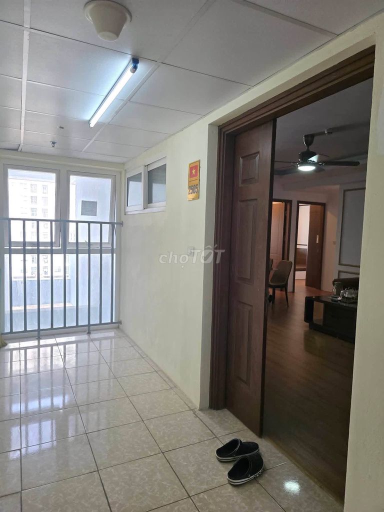 Угловая квартира 55м² на Нгуен Зань, 2 спальни, полный комплект мебели