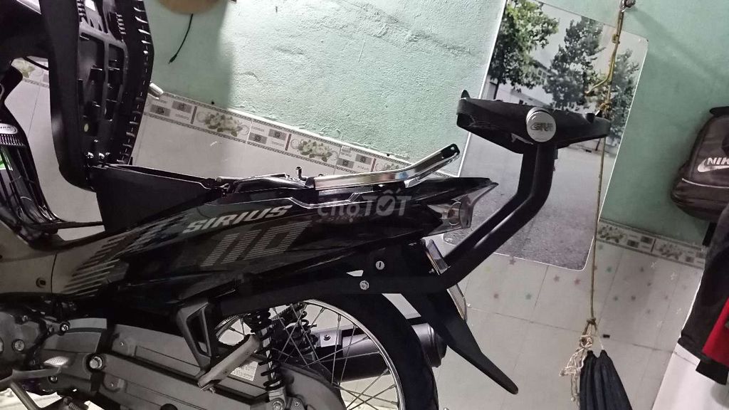 cần bán cản givi cho sirius rc hàn chín hãng bao