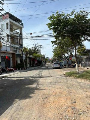 bán đất cách Duong Phan bội châu vài bước chân, 100% thổ cu. Mua bán đất tại Thành phố Cam Ranh Khánh Hòa được đăng bởi QTHO NGUYEN