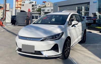 BYD M6 sx 2024 màu trắng đẹp. Mua bán Ô tô tại Quận Gò Vấp Tp Hồ Chí Minh được đăng bởi Quang